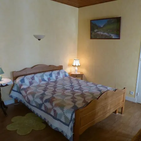 D'hotes La Plantade Bed & Breakfast La Barthe-de-Neste