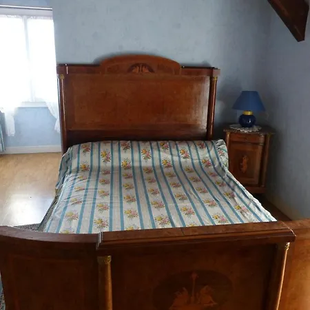 D'hotes La Plantade Bed & Breakfast