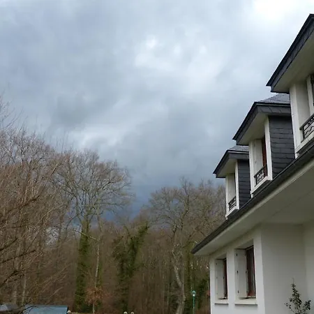 D'hotes La Plantade Bed & Breakfast